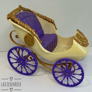 1997 Anastasia Doll Royal Carriage